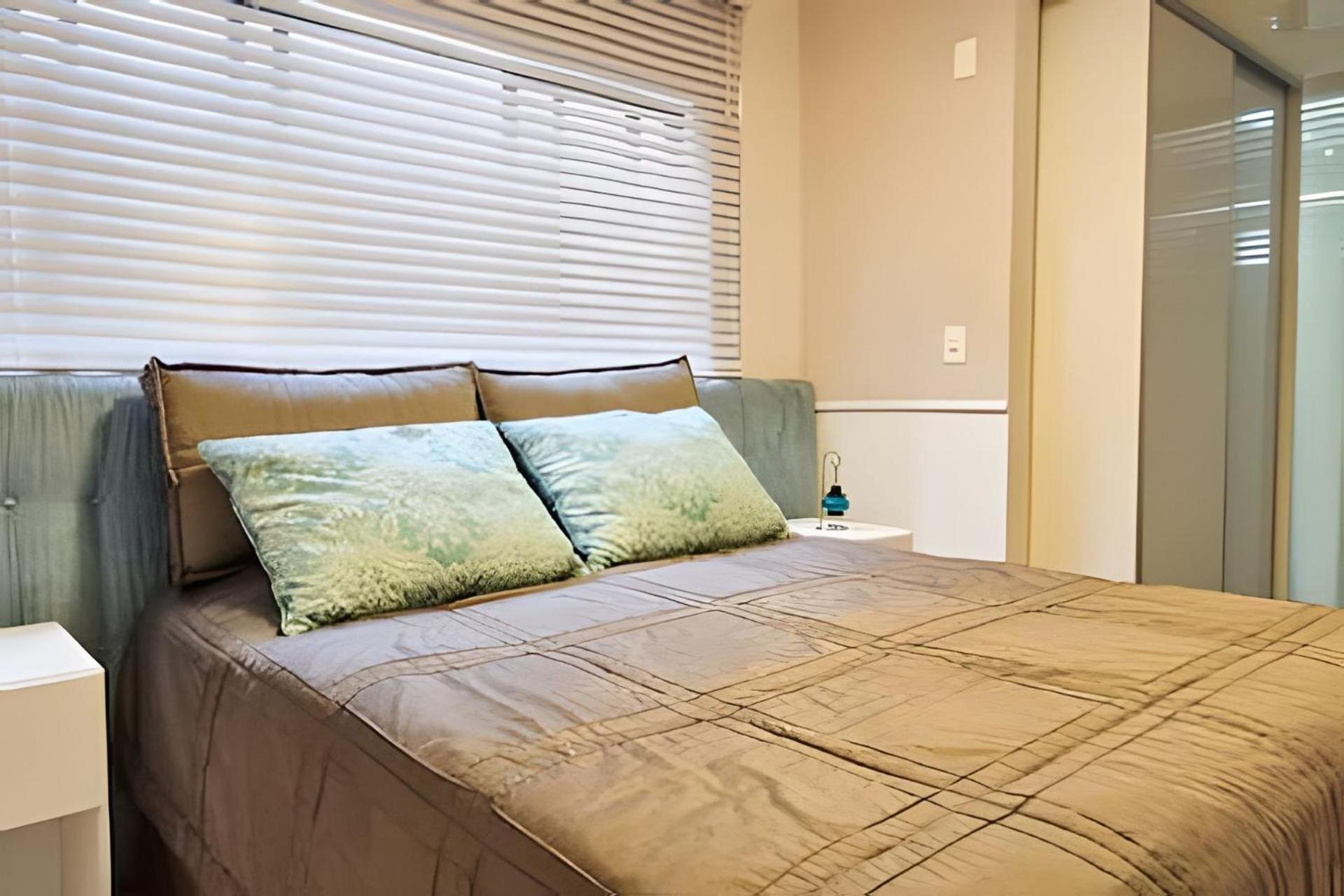 Alto Padrao, 3 Vagas, 4 Suites, 100 Metros Apartamento