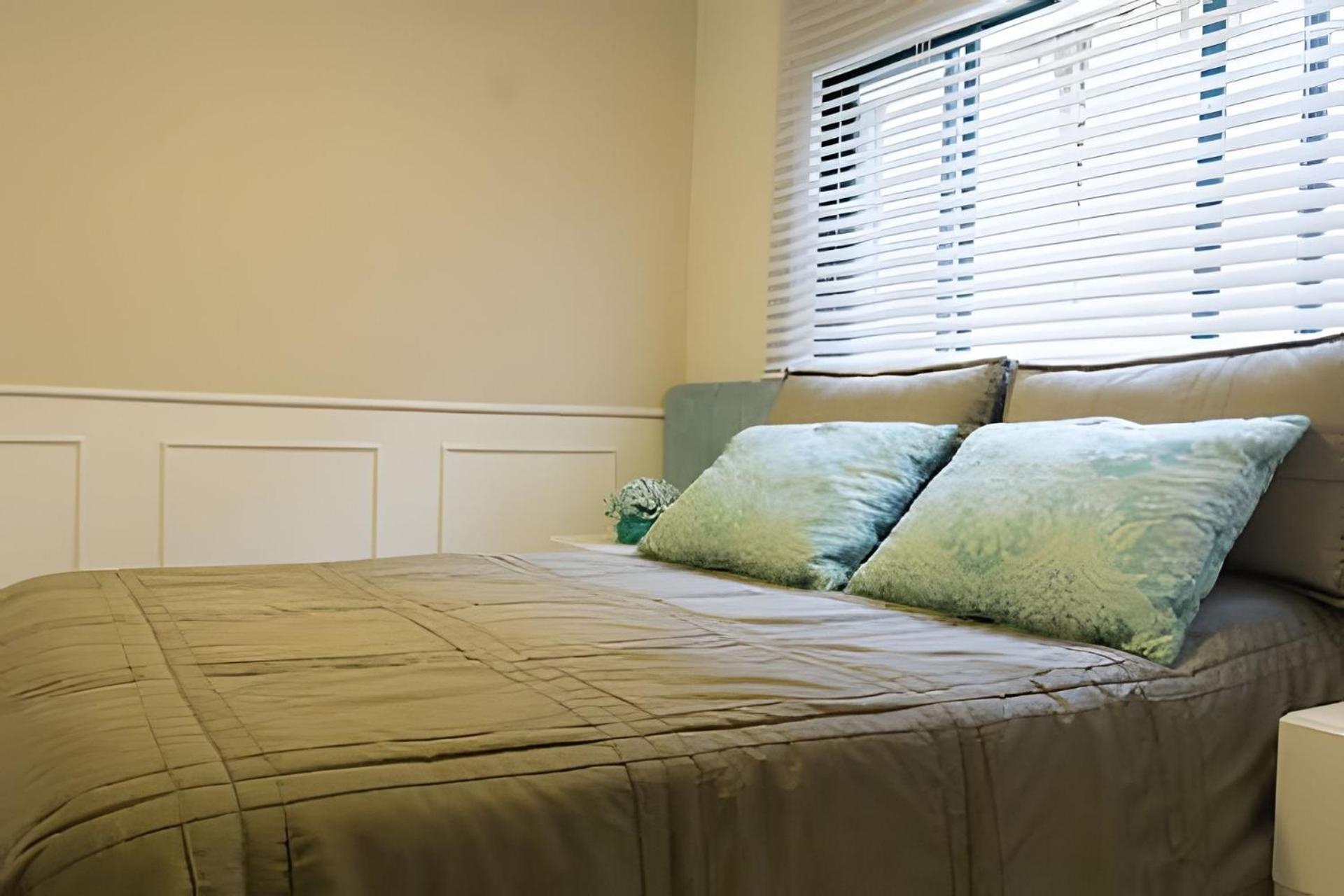 Alto Padrao, 3 Vagas, 4 Suites, 100 Metros * Balneario Camboriu